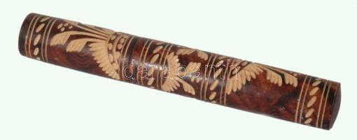Faragott fa szivartartó, h:24cm