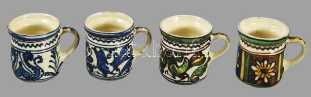 Páll Guszti 4 darab csésze fa tartón, m: 21 cm