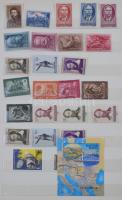 Postatiszta magyar sorok, darabok 12 lapos A4 berakóban, kb az 1940-es évektől az 1970-es évekig