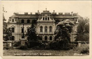 1957 Schwechat, Schloss / castle. photo (EK)