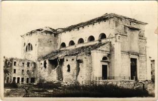 Asiago, a háború során lerombolt város, lőtt templom / WWI K.u.K. military, destroyed buildings, chu...