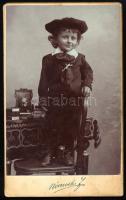 cca 1900-1910 Széken álló kisfiú portréja, vizitkártya Némethi József (Debrecen és Máramarossziget) ...