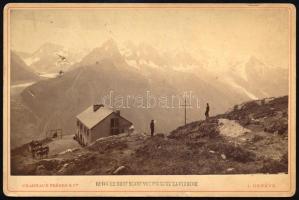 1892 A Mont Blanc látképe az Alpokban, keményhátú fotó, a hátoldalon magyar nyelvű dedikációval, 11x...