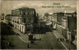 Brindisi, Corso Garibaldi e Corso Umberto I. / street view (EK)