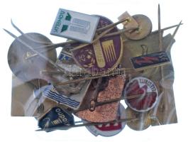 20db-os vegyes külföldi (főleg csehszlovák) jelvénytétel T:vegyes
20pcs mixed foreign (mostly from ...