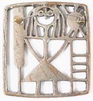 Percz János (1920-2000): Melltű. Jelzés nélkül, 6x5 cm