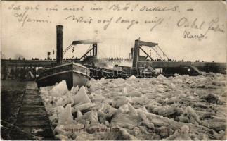 1907 Schwedt an der Oder , Eisgang am 8. März 1907. Franz Schwintzer / steamships in the ice, port (...