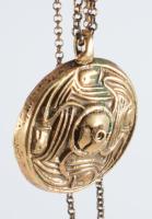 Norvég bronz nyaklánc medállal, jelzett, d: 4cm