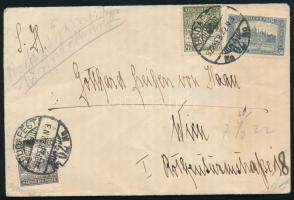 1922