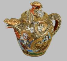 Japán szacuma porcelán kávé kiöntő. Kézzel festett, jelzett, kis kopásssal 16 cm