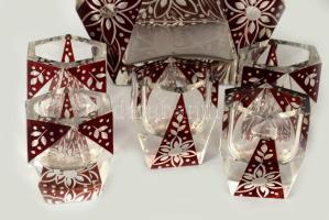 ca 1930 Cseh art deco kristály likőrös készlet. Kézzel festett, egyik poháron csorba. 27 cm