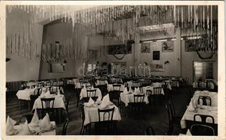 1941 Komárom, Komárno; Tromler Miklós Központi Szálloda, étterem és kávéház, belső / hotel, cafe and...