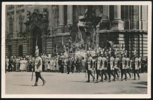 1937