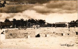 Sándorfalva (Szeged), Strand, fürdőzők. Foto Rónai felvétele, photo (fl)
