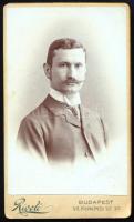 1905 Augustin (Augusztin) Béla (1877-1954) gyógyszerész, gyógynövénykutató, botanikus portréja, vizi...