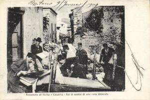 Sicily damaged house after earthquake