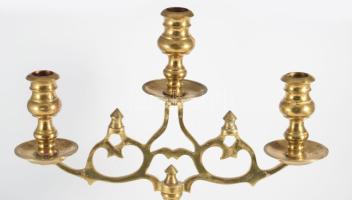 Nagyobb méretű bronz háromágú gyertyatartó, m: 38 cm