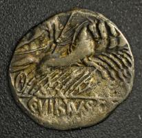Róma, Köztársaság Kr.e. 90 / Denarius Ag (3,88g) T:XF,VF patina
Roman Republic 90 BC / Denarius Ag ...