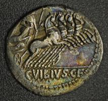 Róma, Köztársaság Kr.e. 90 / Denarius Ag (3,71g) T:XF,VF patina
Roman Republic 90 BC / Denarius Ag ...