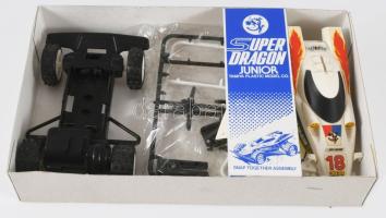 Tamiya Super Dragon Junior elemes autó, eredeti dobozában, tartozékaival, leírással