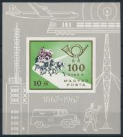 1967 100 éves a Magyar Posta vágott blokk (5.000)