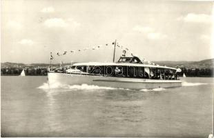 Balaton, hajók - 13 db modern képeslap / 13 modern postcards