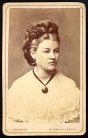 ca 1860 Vizitkártya Wittmann Nándor műterméből hölgyet ábrázol