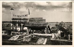1937 Nagyszentjános (Győr), Dinnye csárda. photo