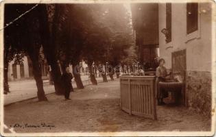 Előpatak, Valcele; utcakép / street view. Carmen photo (tűnyomok / pinmarks)