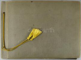 cca 1930-2000 Családi fotóalbum összesen kb. 200 db fotóval (portrék, esküvői fotók, stb.), közte Fa...