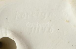 2 darab német porcelán kutya figura, jelzett, hibátlan, m: 13 cm