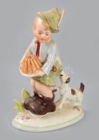 Régi német kutyával viaskodó tortahordó fiú figura, jelzett, m: 14 cm