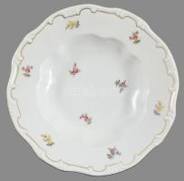 Zsolnay 12 személyes tollazott szélű mélytányér készlet, jelzett, többféle virágmintával, d: 24 cm