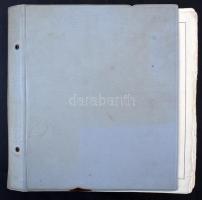 Előnyomott magyar album 1945-1964 127 lappal, szürke borítóval, használt állapotban, benne kb. 280 d...