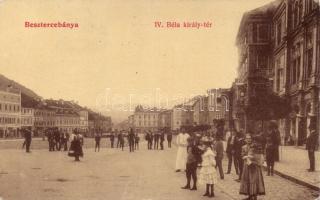 Besztercebánya Béla IV square