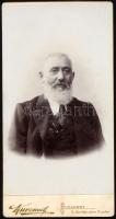 cca 1890-1900 Elegáns idős úr portréja, kabinetfotó Kurzweil Frigyes budapesti műterméből, kis felül...