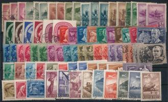 Magyar bélyegek teljes sorokkal az 1950-es évekből, stecklapon