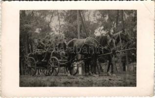 1944 Rádiós raj Szentes és Sándorfalva között, magyar katonák lovas szekéren / Hungarian soldiers on...