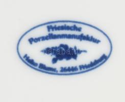 Friesische Porzellanmanufaktur vasfűmintás egyszemélyes reggeliző készlet, csésze alátéttel és dessz...