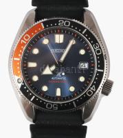 Grand Seiko automata karóra kis kopással, működik. Eredeti, jó állapotú kaucsuk szíjjal. d:42 mm