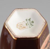 Victoria régi cseh zsánermintás váza, jelzett, hibátlan, m: 14,5 cm