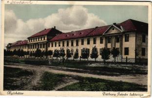 1932 Nyírbátor, Báthory István laktanya. Fohn Adolf kiadása + "ZAJTA - NYÍREGYHÁZA 56" vas...