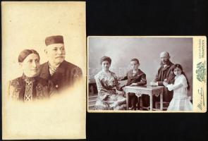 cca 1900-1910 Házaspár és családi portré, 2 db kabinetfotó Mai és Társa budapesti (Nagymező u. 20.) ...