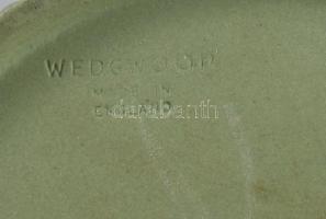 Wedgwood jasperware angol porcelán ékszeres doboz, jelzett, kis kopással, d: 9 cm