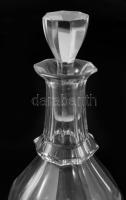 cca 1860-80 Biedermeier fazettált italos palack, m: 31 cm