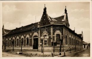 Dunakeszi, Dunakeszi-Alag; Községháza