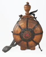 cca 19. sz. vége, fa kulacs, bőr díszítéssel, m: 36 cm