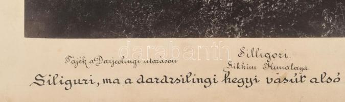 ca 1890 Samuel Bourne (1834-1912): Himalája, Siliguri a Dardzsilingi hegyi vasút alsó állomása / Ben...