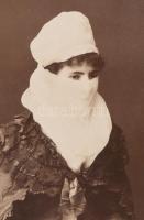 Berggren, Guillaume Gustave (1835-1920): Úri török nő modern öltözetben Albumin fotó kartonon Cholno...
