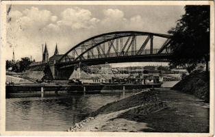 1937 Komárom, Komárno; kikötő részlet a híddal, uszály / port, bridge, barge (fl)
